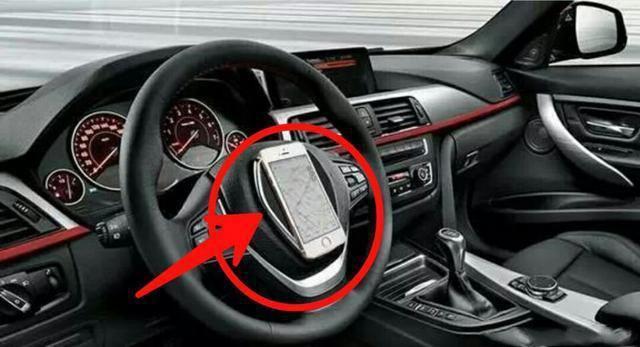 驾照@车内禁止安放这4个汽车用品,特别是第3个,一旦发现驾照被吊销!