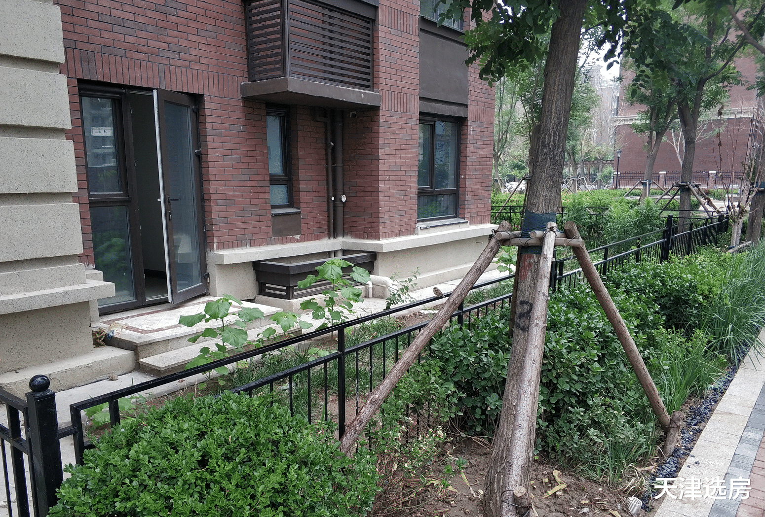 天津，小藤看过的一套房子，半年直降155万，降幅接近40%，为什么？