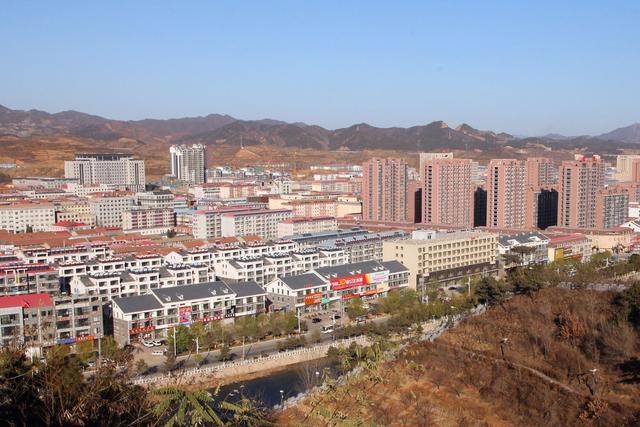 除了炒房客囤积的房产, 四五线城市部分购房者买的房也空置了