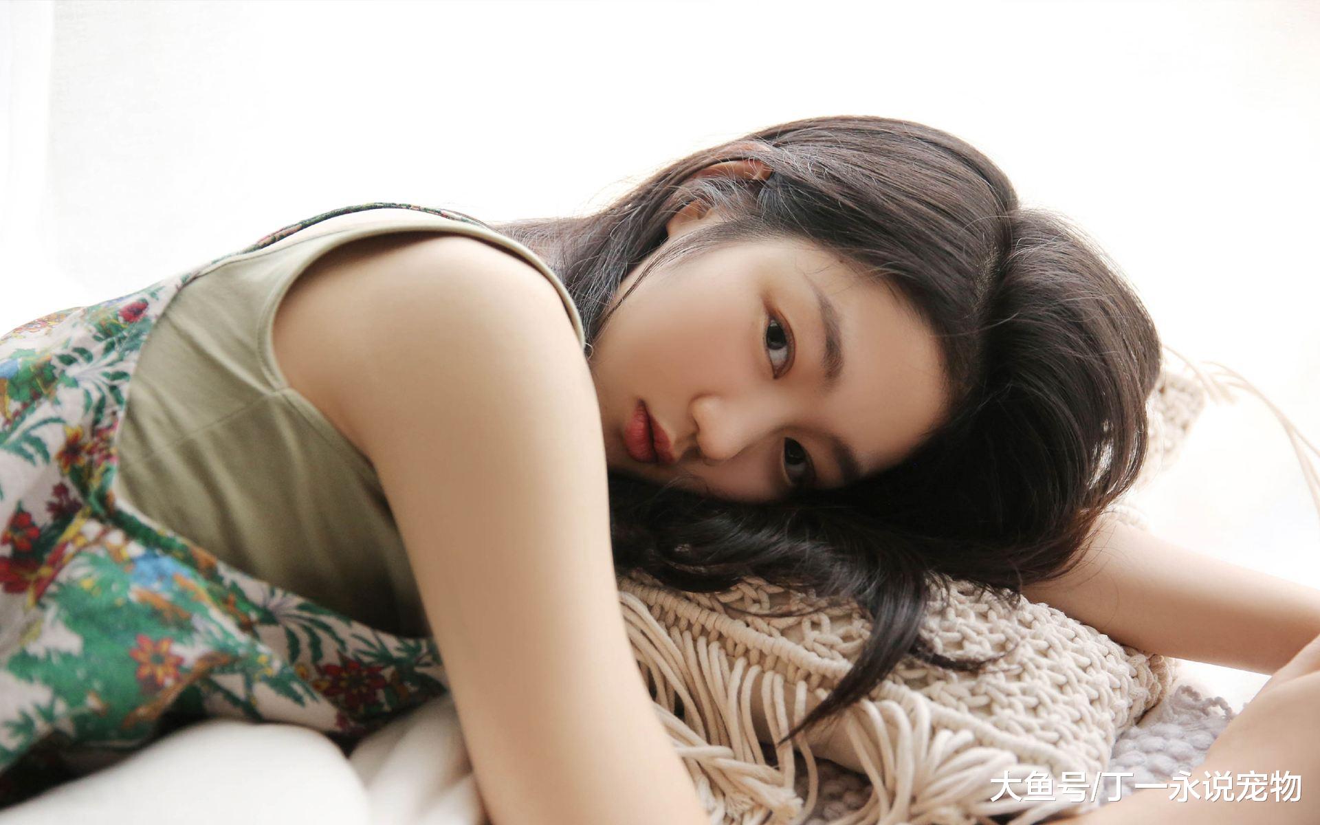 男生忍不住着迷的4个星座女， 天蝎座上榜人称“带刺”玫瑰