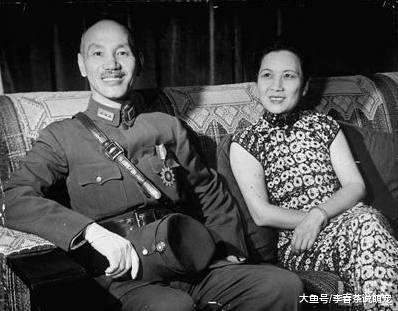 宋美龄听到蒋介石与女秘书有染，想出一法子，至今很多富婆借鉴