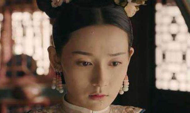 令妃的儿媳，宫女出身，却最早被皇帝宠幸，生皇长子封皇贵妃