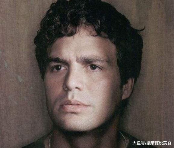 [雷神]钢铁侠：我年轻时王子型！雷神：我年轻时奶狗型！灭霸：呵呵！