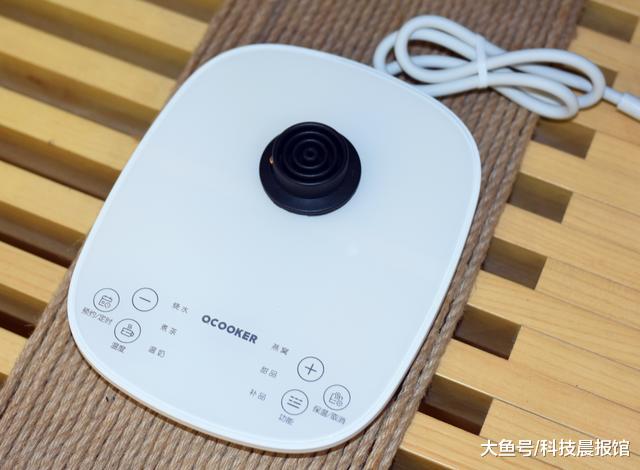 冬天就要多喝热水，圈厨多功能养生壶开启了90后的老年生活