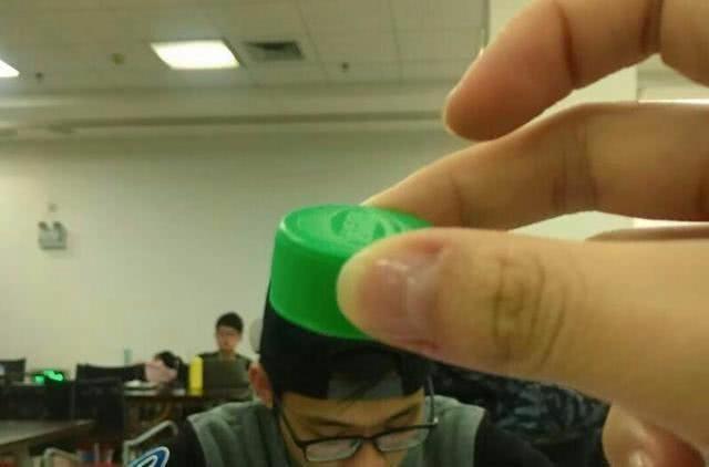 爆笑GIF：伴娘们，加油啊，你们一定要顶住敌人的炮火