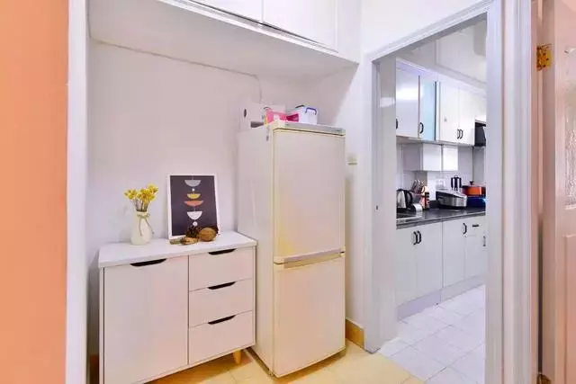 80后剩女为躲避相亲, 买下郊区42㎡的二手房, 羡慕!