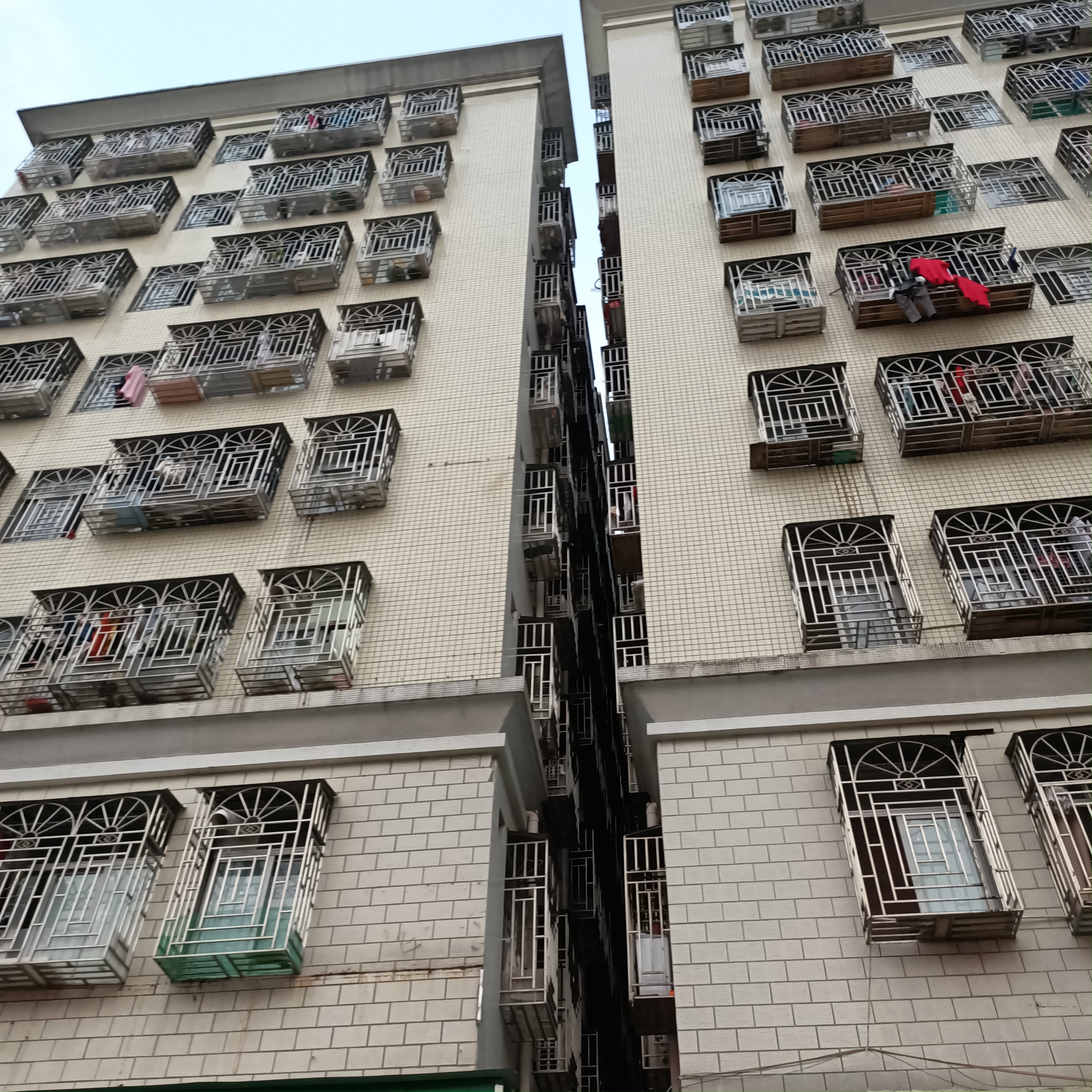 深圳房东：现在的租客太矫情了，房租涨100块钱，直接就退房了