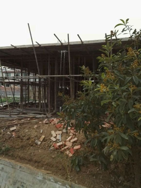 挑战物价，90后25万建3层别墅！