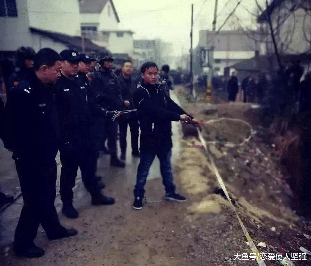 执行死刑前，张扣扣对他爸爸说的最后一句话：爸爸，没事的