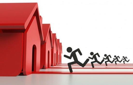 房东一大疑惑：为何降价了，房子还没人买？曹德旺早就猜到了？