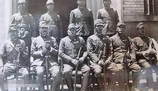 日本战败后，为何急于收回武士刀？因为它的背后有两个秘密 !