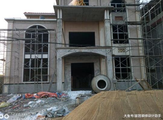 40万建又快又好的两层半小别墅，完工后邻居们都前来讨教省钱经验