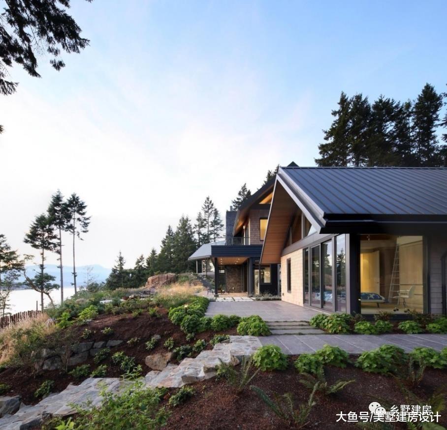 这有一所房子，面朝大海，春暖花开！