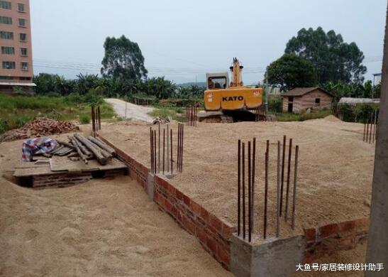 打樁30米深卻只建三層半，對不起觀眾啊！廣東土豪果斷財大氣粗