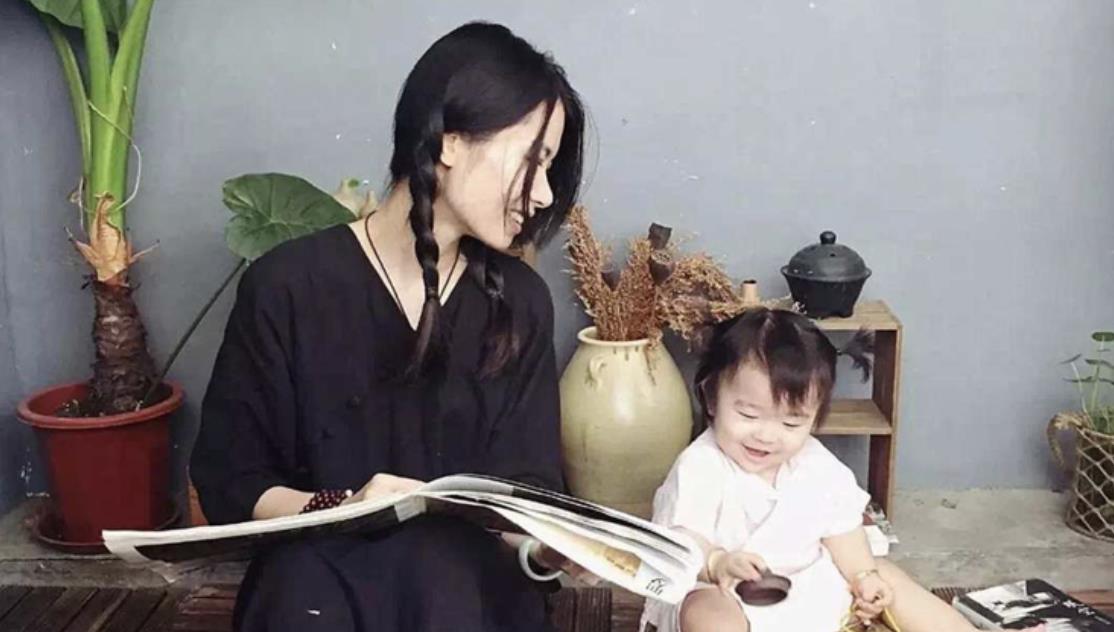 为女儿，她把旧平房爆改成“花园小屋”！退租时房东舍不得！