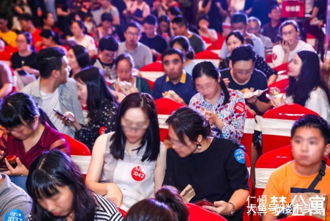 地铁直连真公寓！大客户频现深圳，沿着地铁选好房