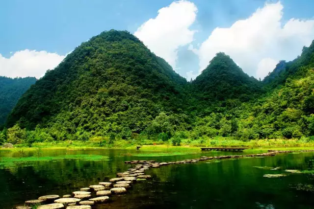 中國最低調的一個省，經濟增速全國第一，擁有多項世界遺產，全年美得無死角！