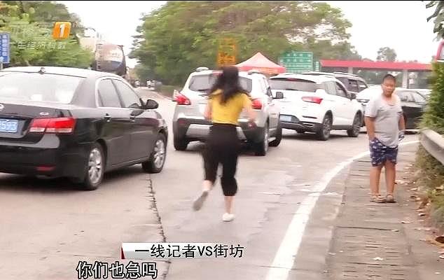 塑料瓶改造的移动厕所，也能拿下几十万订单