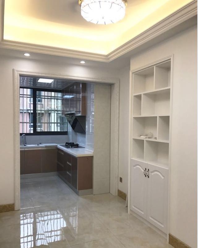 家具刚进场，没想到朋友都夸太干净了，正在通风期待着搬入新家