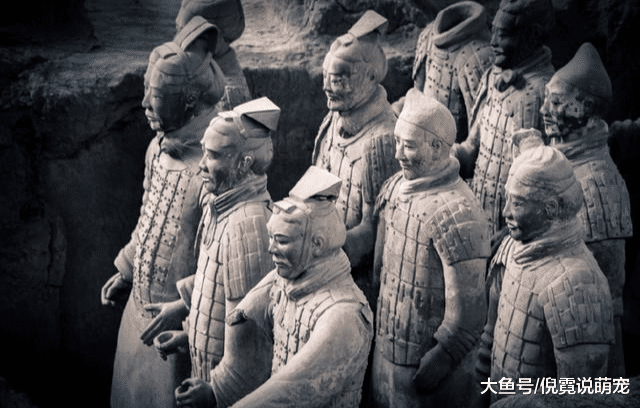 兵马俑是“真人”烧制的吗？这尊破碎的兵马俑告诉你真正的答案！