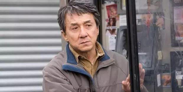 洪金宝老了，周润发老了，成龙老了，而他63岁活成36岁样貌！