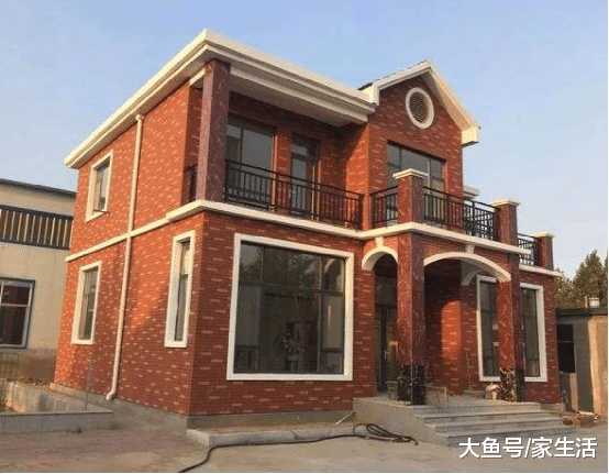 越来越多人自建房不用砖头盖了，现在流行用泡沫，保温又省钱