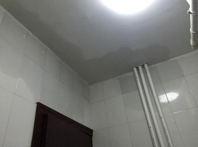 新房入住明明没有下雨，楼上却滴水下来，过来人告诉你原因