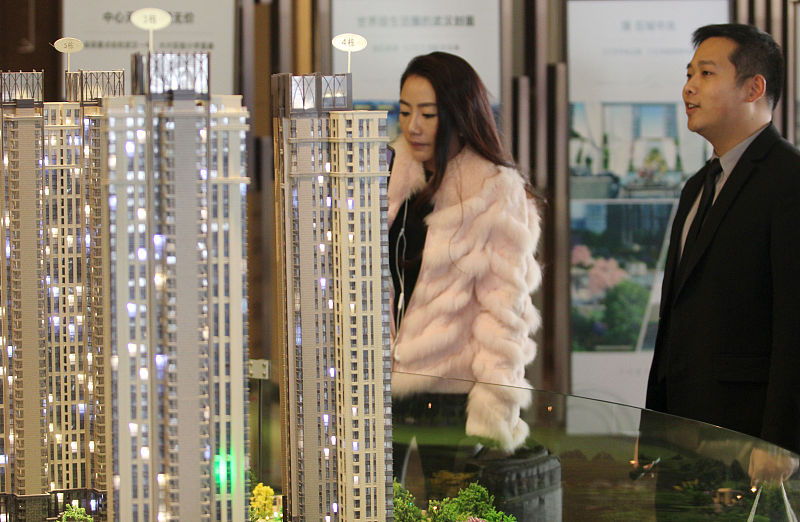 10月买房，留意这4个“位置”，等5年后再看，业内人：是黄金地段