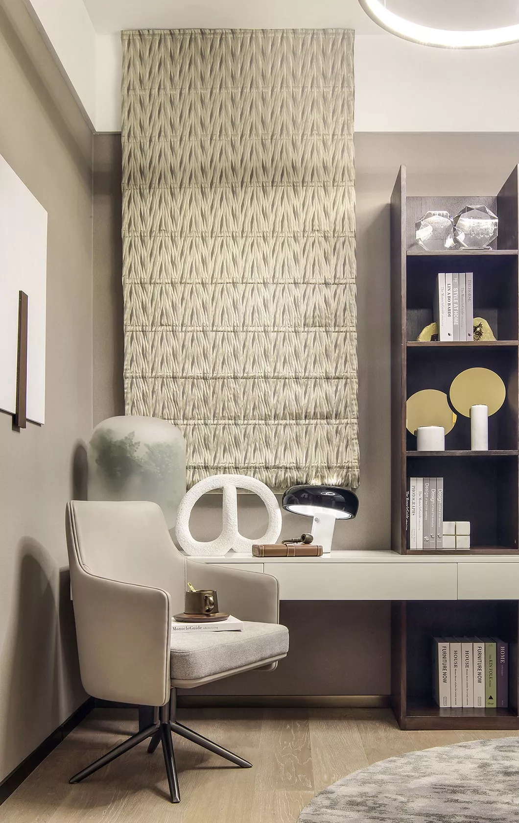 轻奢，符合年轻人的潮流审美！