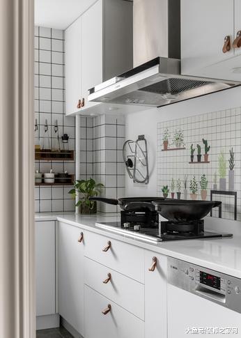 超赞的小户型厨卫收纳，其实装修一点都不难，只要你用心