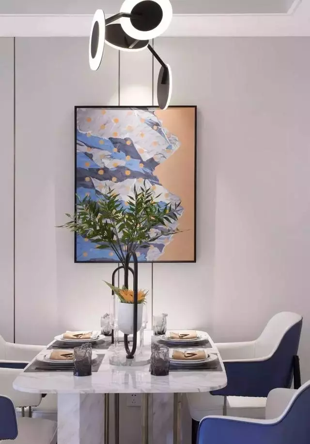 87平小户型竟然设计出三个卧室，还精致轻奢，开阔通透！