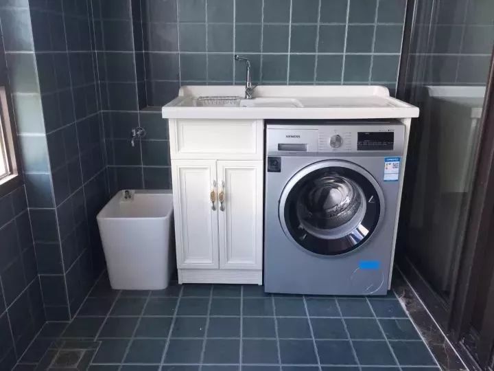 拖把池+洗衣机，实用的阳台都这样设计！