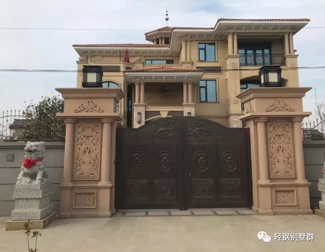 你还在存钱买房吗？有钱人全跑乡下自己建房了！