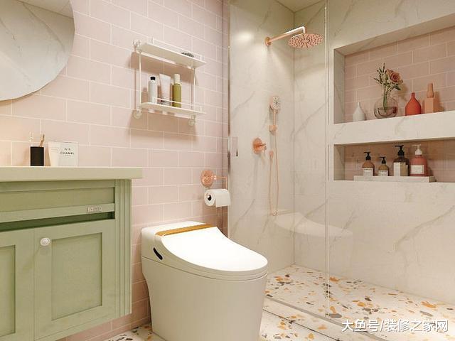 4.4㎡打造少女感卫生间，舒适好用