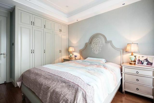 朋友家130㎡美式风格三居，阳台设计好漂亮，真想立马装个同款