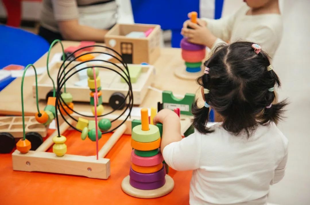 装修时想避免甲醛问题？这几样东西少往家拿，甲醛污染至少能少轻一倍