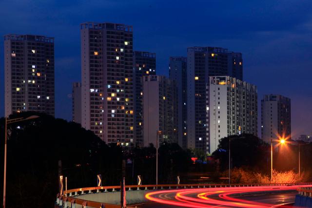 楼市的繁荣或许只是假象，数据显示：刚需人群比例只有15%