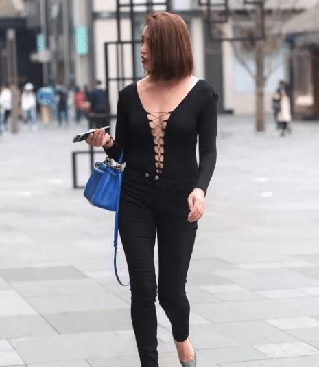 摄影：看得出来，她老公说话不好使