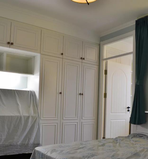 老公硬给主卧设堵墙，完工才知多间房！厕所装“双门”更睿智！