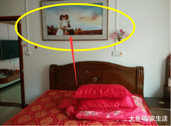 夫妻睡房切記別放這些東西，師傅見了就搖頭，難怪你家那么窮了