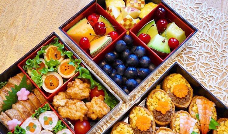 小日式里的精致生活，物品罗列得有条不紊，看了她家布置，受教了