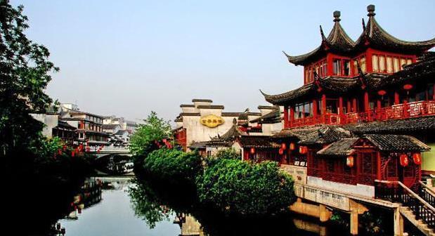 纳兰容若的3首《江南好》，他笔下的南京，辉煌已逝，繁华不再！