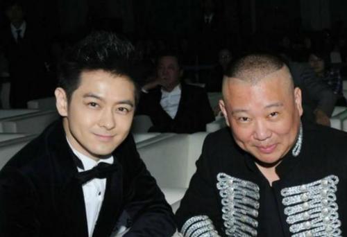 冻龄男神已“解冻”，新一代不老男神会是谁？网友：小猪实至名归