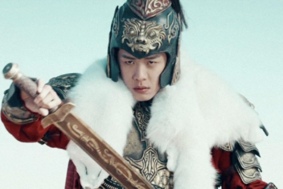 霍去病■为何卫青和霍去病会被历史书删除,专家列出两大罪,让他们离开