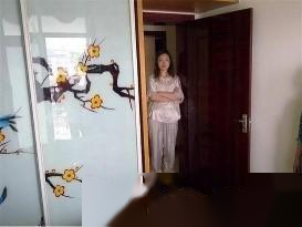 13岁女孩半夜房间传来“嗯哼”声，妈妈的做法绝了，挽救孩子一生