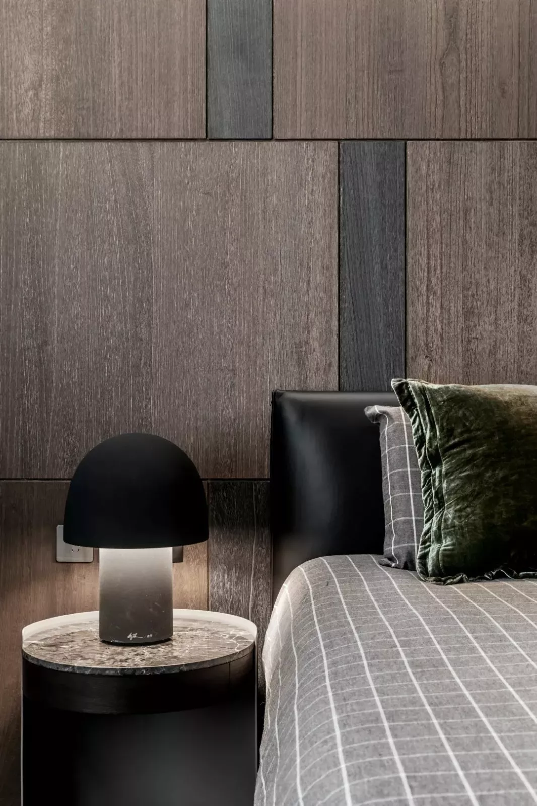 沉稳风私宅，把真正的巨石搬进家里！