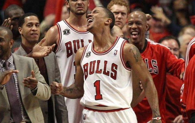 他是对中国球迷感情最深球员，只说两个字让人大赞！给肖华上一课