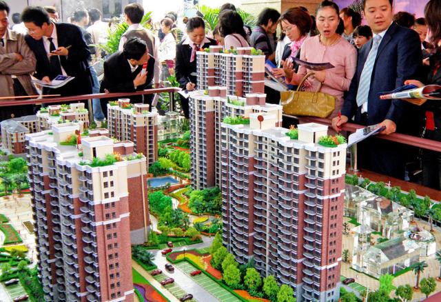 房价上涨或降跌，不要再＂随波逐流＂，看看王健林怎么对待房地产