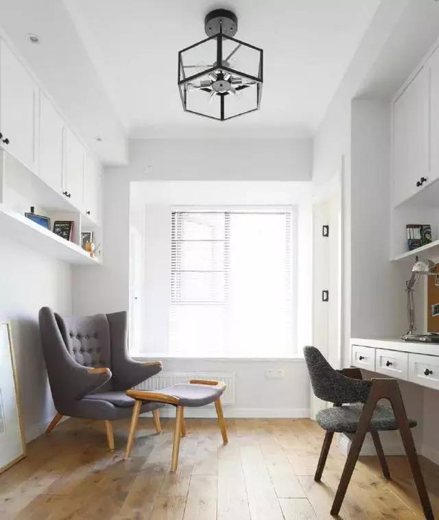 93㎡的小清新北欧风格，装饰不多但是清爽简约