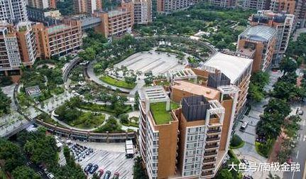 为什么有些人不愿意购买那些降价的房子？